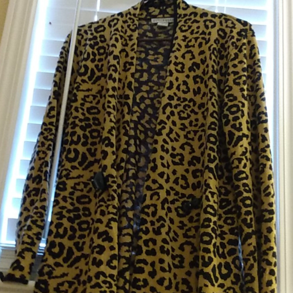 Comfy Leopard print long sweater.